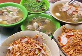 my-van-than-thanh-vy